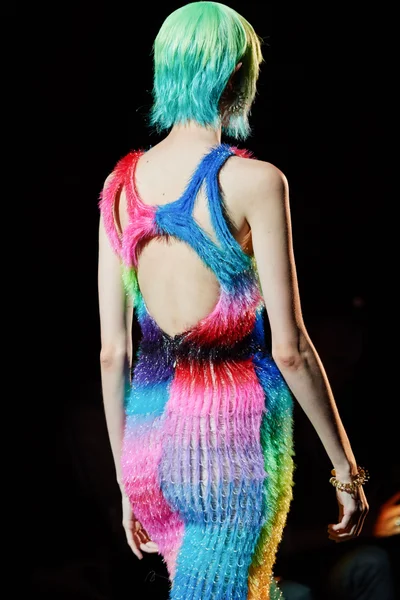 Look 93